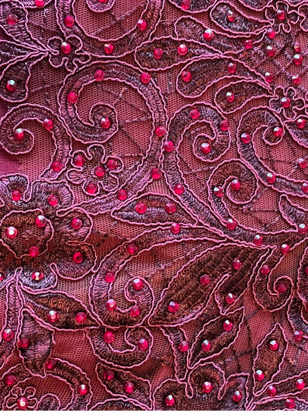Cameron Blake Evening Dress - Picture 3 of 3